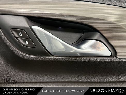 Used 2020 GMC Terrain SLT w/ Preferred Package FWD image 45