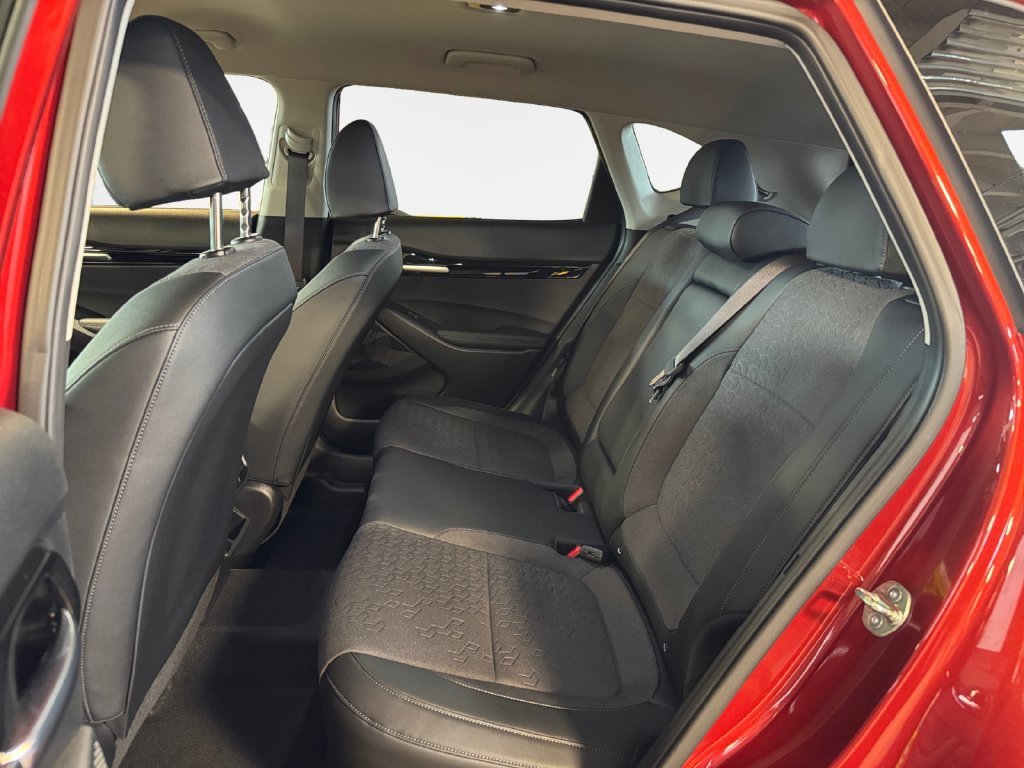 Certified 2026 Kia Seltos S AWD/4WD image 24