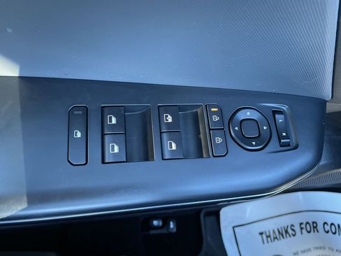 Used 2025 Kia K4 LXS image 18