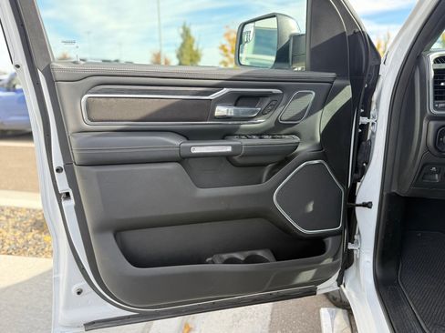 Used 2023 RAM 1500 Laramie image 10
