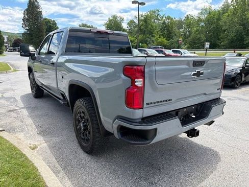 Used 2024 Chevrolet Silverado 2500 LTZ w/ LTZ Plus Package AWD/4WD image 5