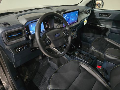 New 2026 Ford Maverick Lobo image 18