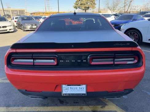 Used 2018 Dodge Challenger T/A image 6