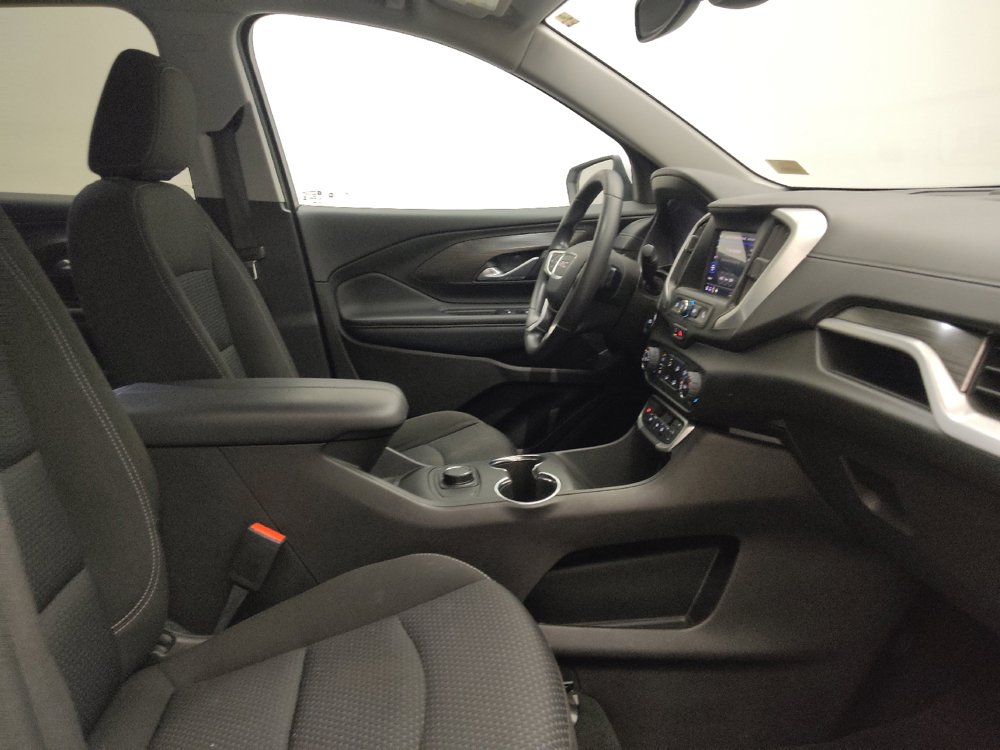 Used 2024 GMC Terrain SLE FWD image 21
