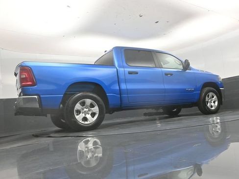 New 2026 RAM 1500 4x4 Crew Cab image 39