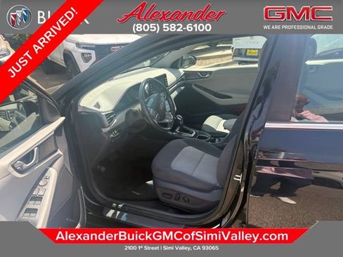 Used 2020 Hyundai Ioniq SE FWD image 10