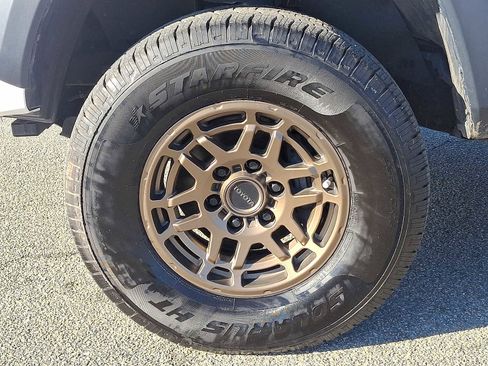 Certified 2023 Toyota Tacoma 4x4 Double Cab image 11