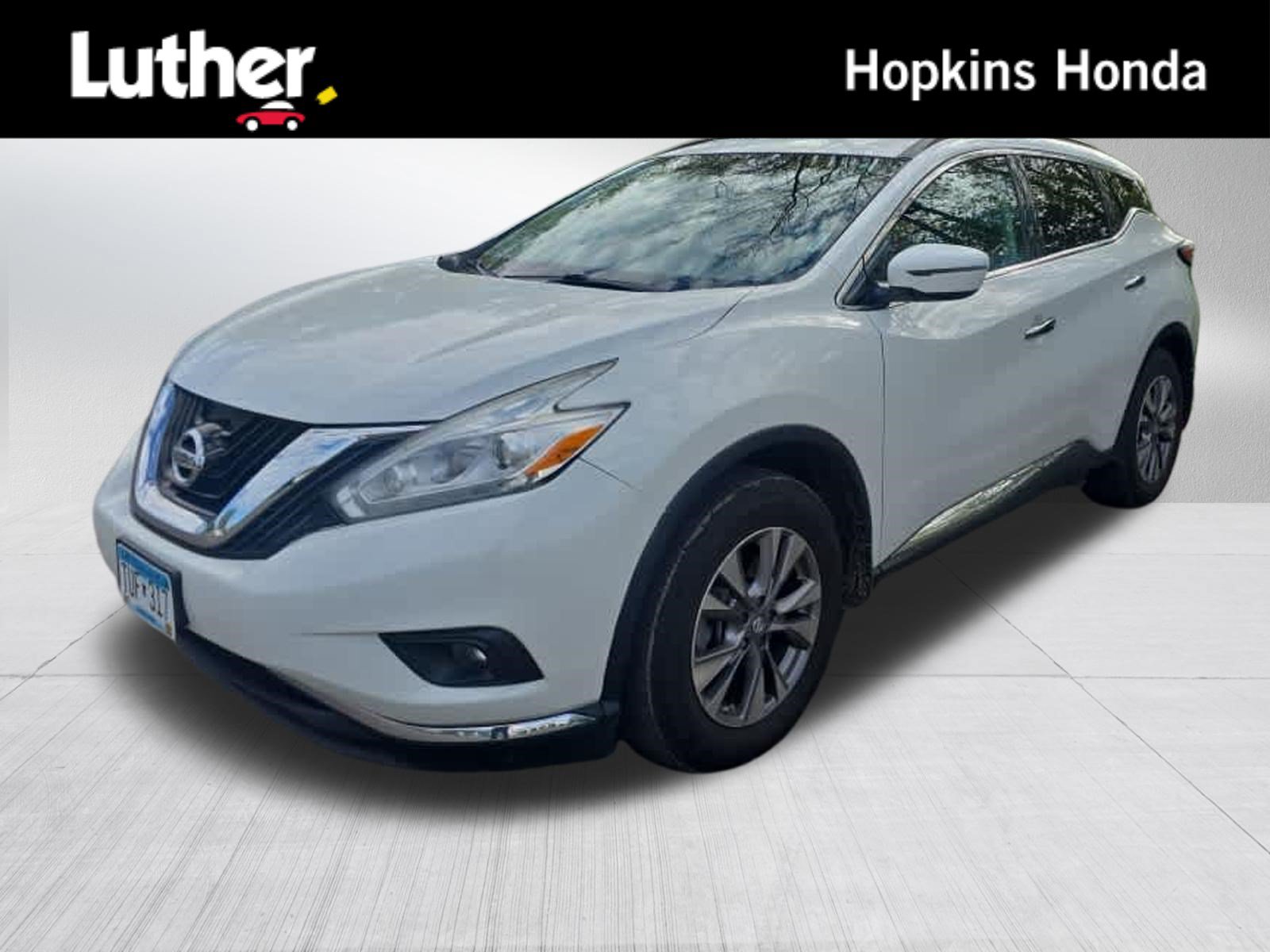 Used 2016 Nissan Murano SV AWD/4WD image 1