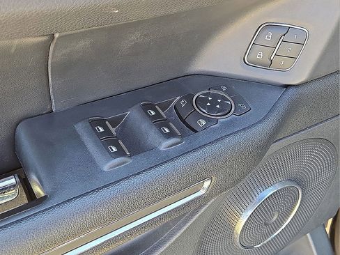 Used 2022 Ford Expedition Max XLT image 21