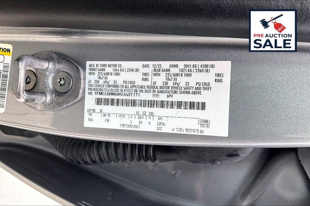 Used 2024 Ford Escape ST-Line w/ Tech Pack #1 AWD/4WD image 35
