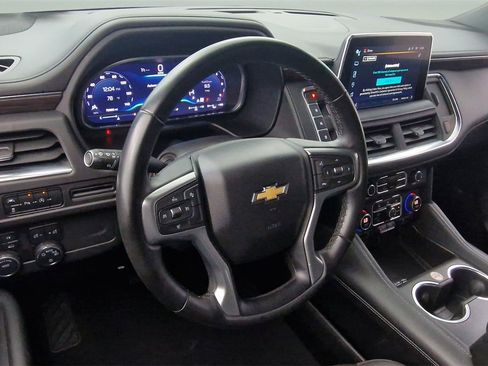 Used 2023 Chevrolet Suburban LT image 15