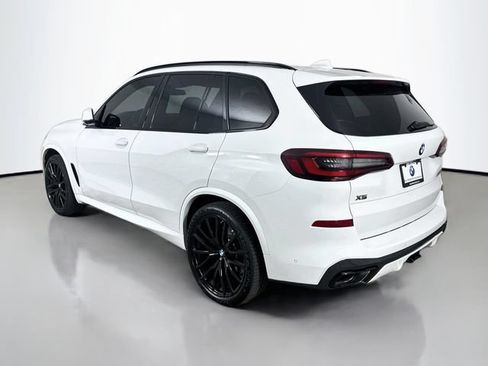 Used 2022 BMW X5 M50i w/ Executive Package AWD/4WD image 5