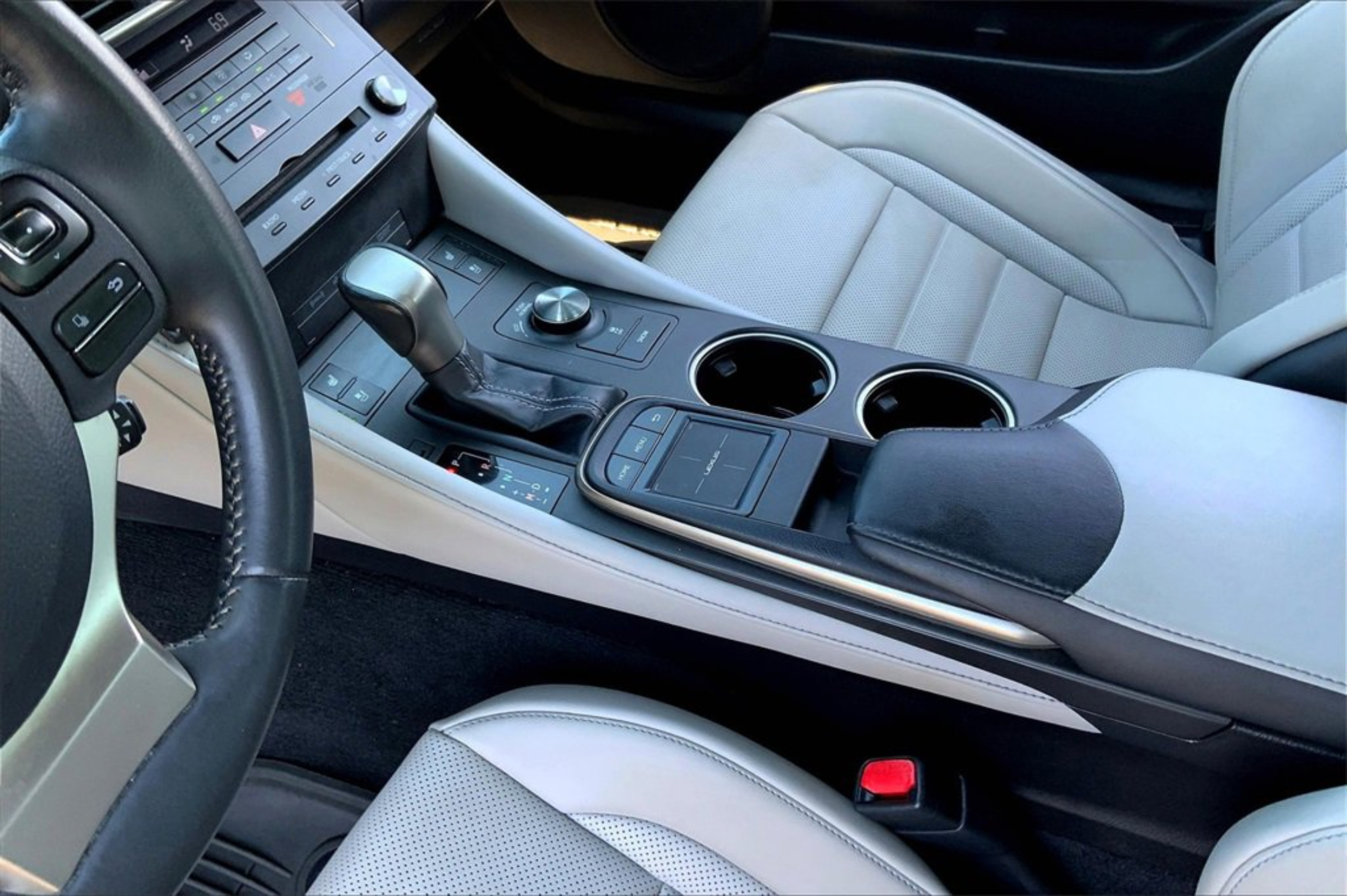 Used 2015 Lexus RC 350 w/ Navigation System Package RWD image 16
