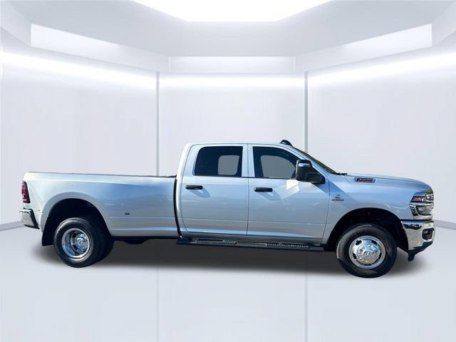 Used 2026 RAM 3500 Tradesman AWD/4WD image 14