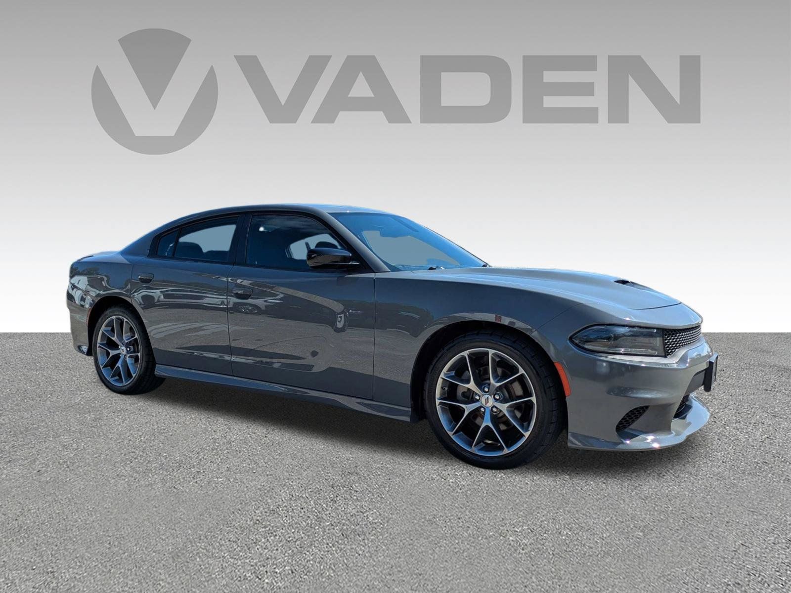 Used 2023 Dodge Charger GT RWD image 3