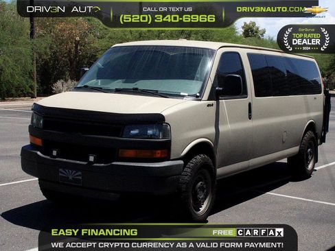 Used 2008 Chevrolet Express 3500 w/ LT Preferred Equipment Group image 3