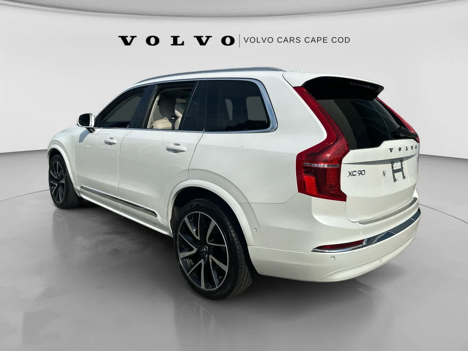 Used 2023 Volvo XC90 B5 Plus w/ Protection Package Premier AWD/4WD image 23