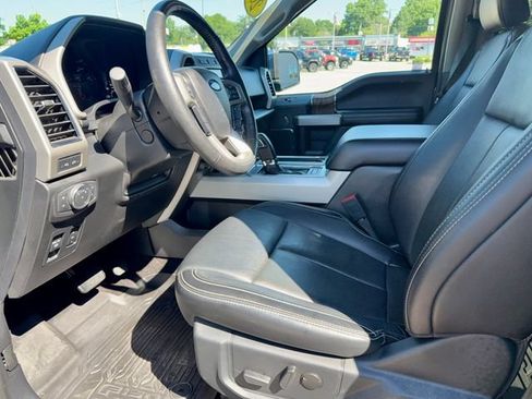 Used 2020 Ford F150 Lariat w/ Equipment Group 502A Luxury AWD/4WD image 13