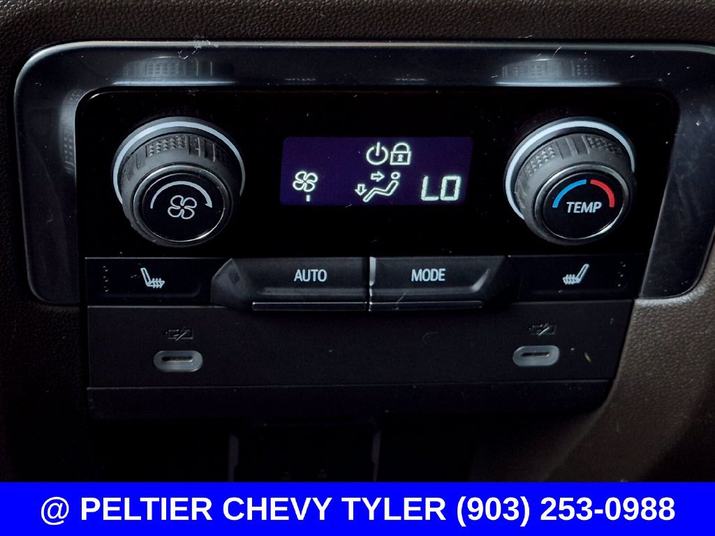 Used 2024 Chevrolet Tahoe Z71 w/ Luxury Package AWD/4WD image 42