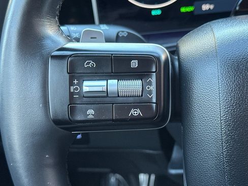 Used 2025 Hyundai Santa Fe Limited image 29