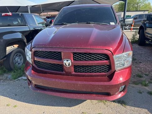Used 2018 RAM 1500 Express image 2