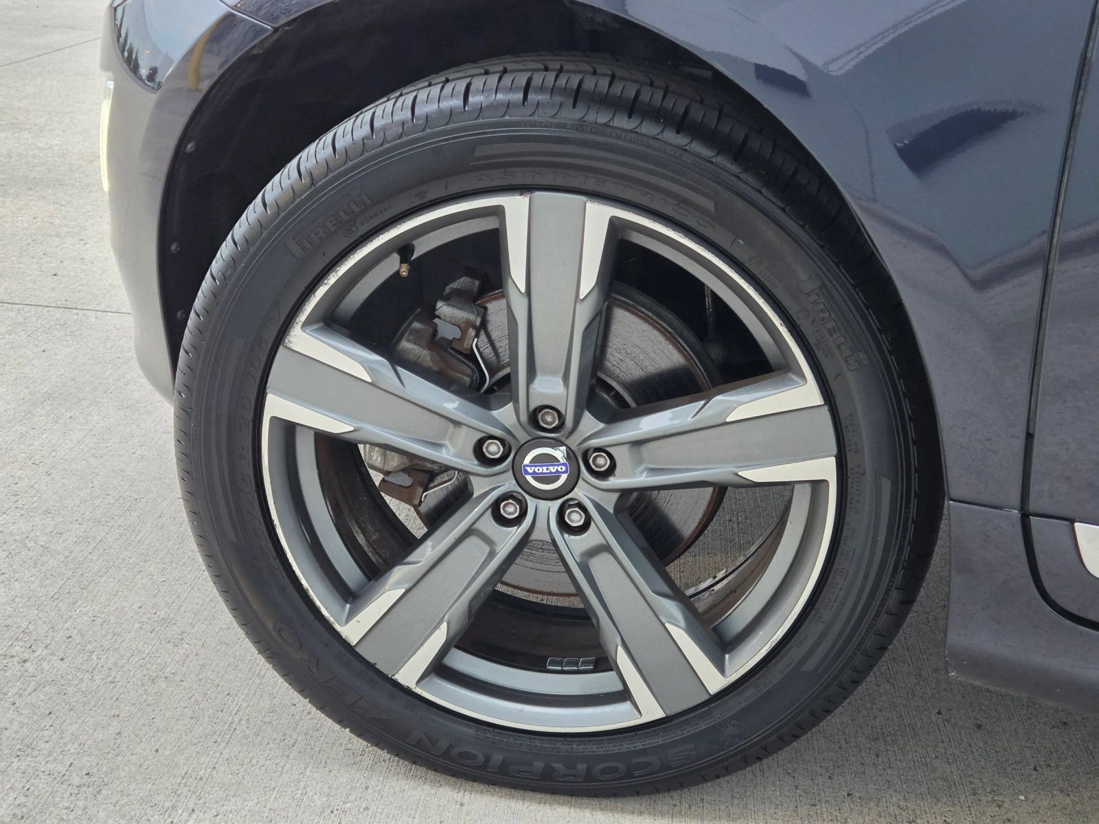 Used 2017 Volvo XC60 T6 Dynamic w/ Preferred Option Package AWD/4WD image 38