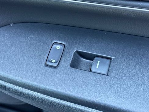 Used 2020 Honda CR-V Touring image 22