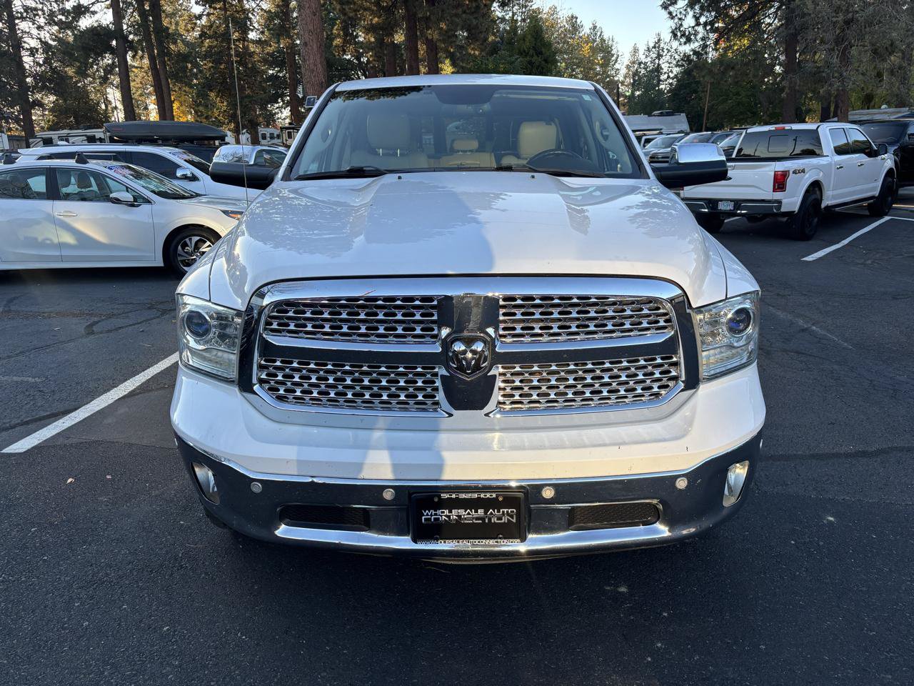 Used 2018 RAM 1500 Laramie w/ Convenience Group AWD/4WD image 7