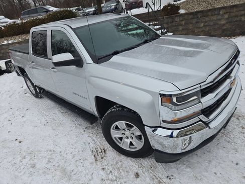 Used 2018 Chevrolet Silverado 1500 LT w/ All Star Edition image 47