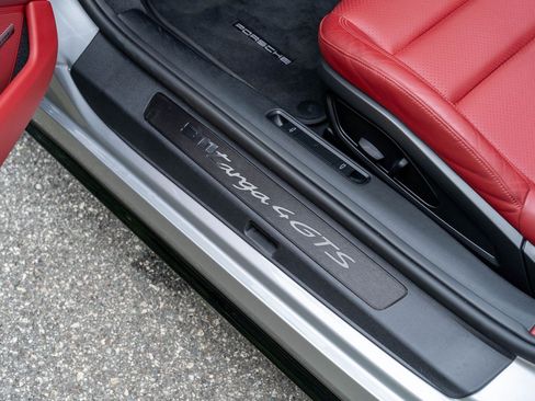 Certified 2023 Porsche 911 Targa 4 GTS AWD/4WD image 25