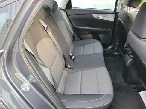 Used 2023 Kia Forte LXS image 21