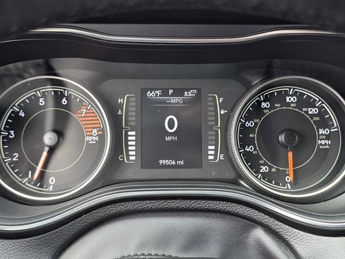 Used 2019 Jeep Cherokee Latitude Plus w/ Cold Weather Group image 25