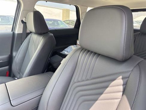 New 2026 Hyundai Palisade SEL Premium FWD image 23