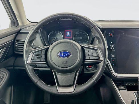 Used 2025 Subaru Outback Premium image 18