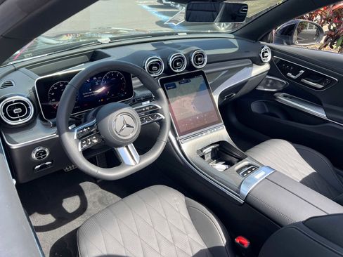 Used 2024 Mercedes-Benz CLE 300 4MATIC Cabriolet image 18