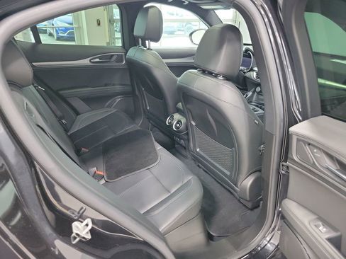 Used 2024 Alfa Romeo Stelvio Ti image 24