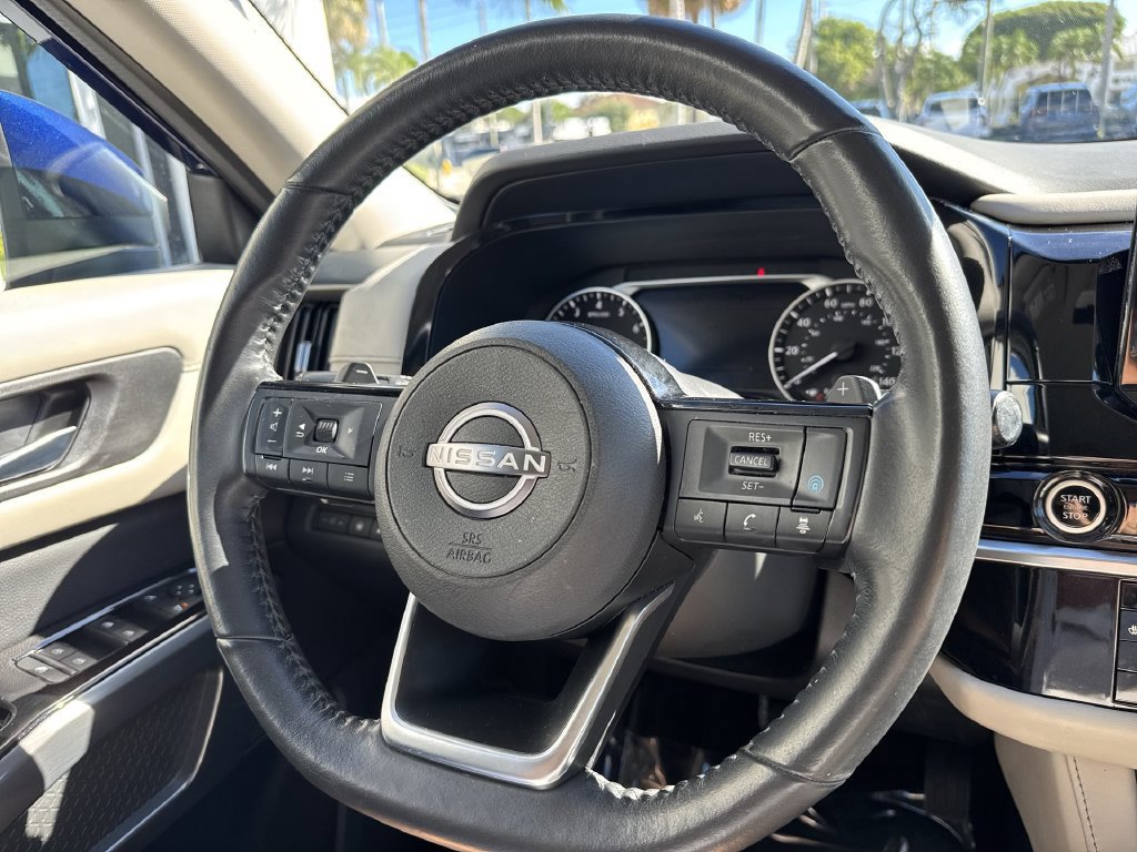 Used 2022 Nissan Pathfinder SL w/ SL Black Package AWD/4WD image 53