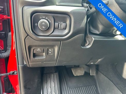 Used 2025 RAM 1500 Big Horn AWD/4WD image 13