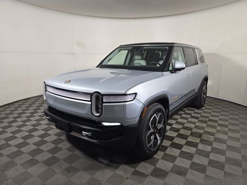 Used 2024 Rivian R1S Adventure AWD/4WD image 1