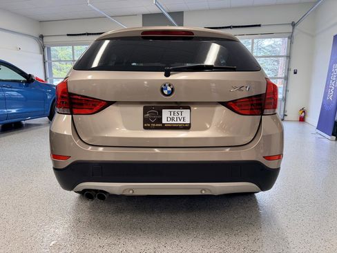 Used 2015 BMW X1 sDrive28i image 6
