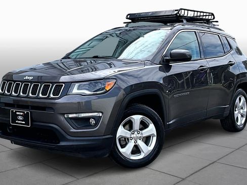 Used 2018 Jeep Compass Latitude w/ Popular Equipment Group image 37