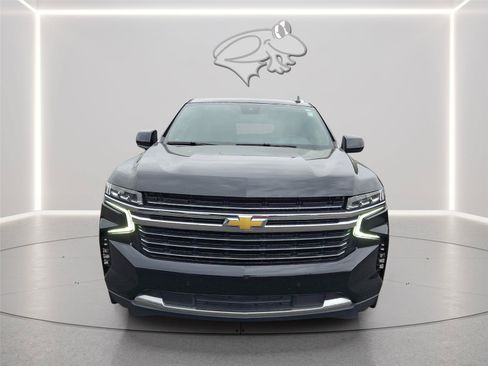 Used 2024 Chevrolet Suburban LT AWD/4WD image 7