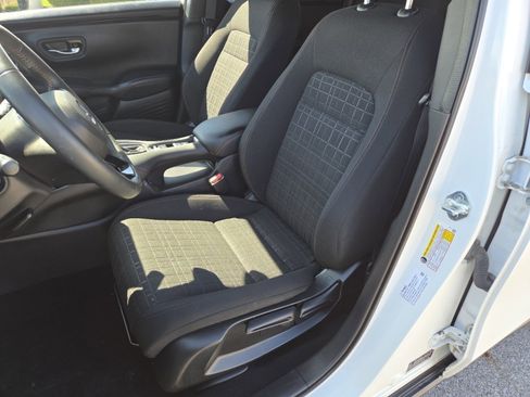 Used 2024 Honda HR-V Sport image 24