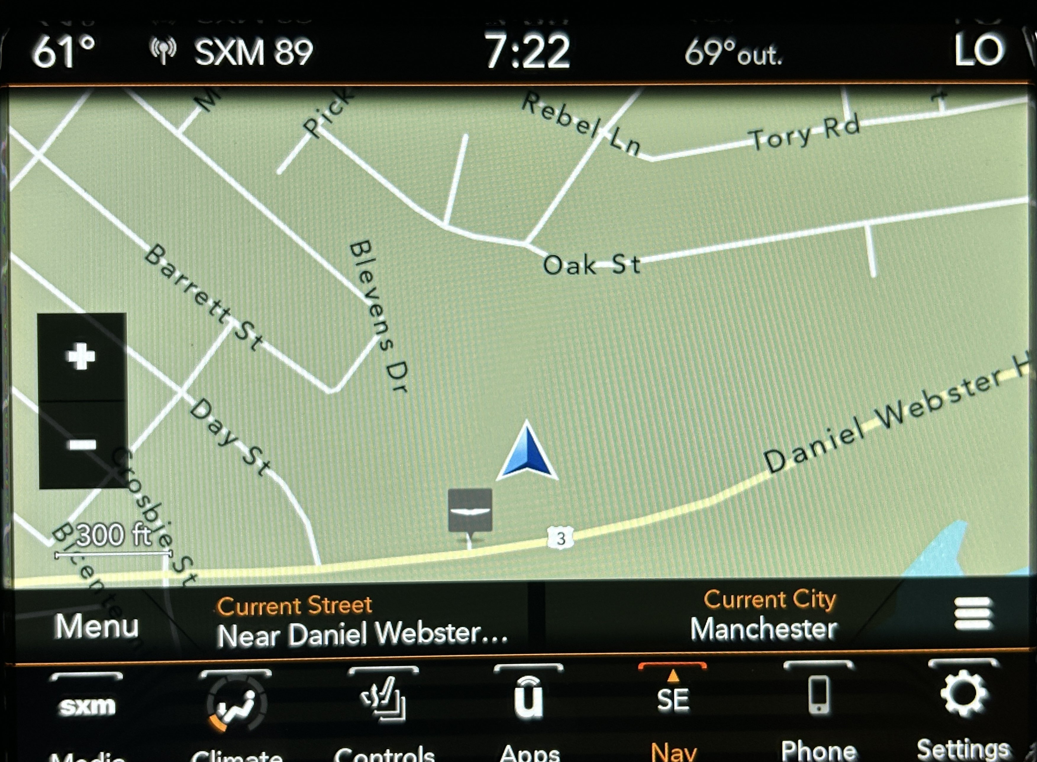 Used 2019 Jeep Cherokee Limited w/ Luxury Group AWD/4WD image 27
