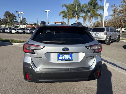 Used 2021 Subaru Outback Onyx Edition XT w/ Popular Package #2 image 4