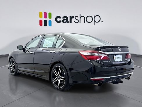 Used 2017 Honda Accord Sport Special Edition image 3