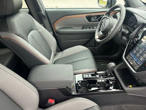 Used 2026 Subaru Forester Sport w/ Sport Plus Package image 16