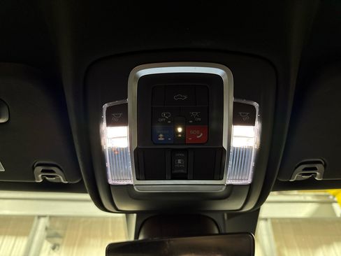 Used 2022 RAM 1500 Limited w/ Body Color Bumper Group image 37