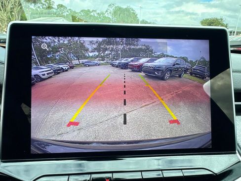 Certified 2024 Jeep Compass Latitude image 22