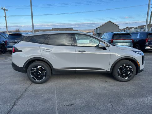 New 2026 Kia Sportage S image 4